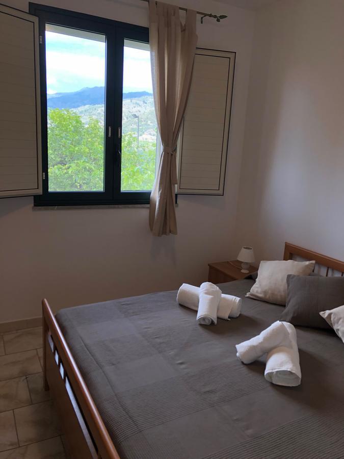Casa Vacanze Alcantara Gaggi Eksteriør billede